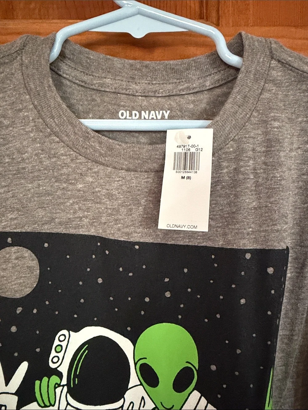 NWT gray short sleeve graphic tees, M/8